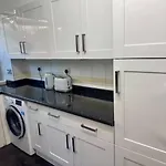 Charming 2Br Flat In Nottingham Terrace